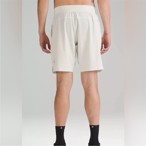 Lululemon T.H.E. Linerless Short 9" Cream - Picture 2 of 12